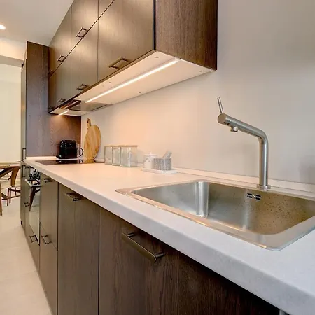 Recently Renovated In Old Town Apartment Estepona